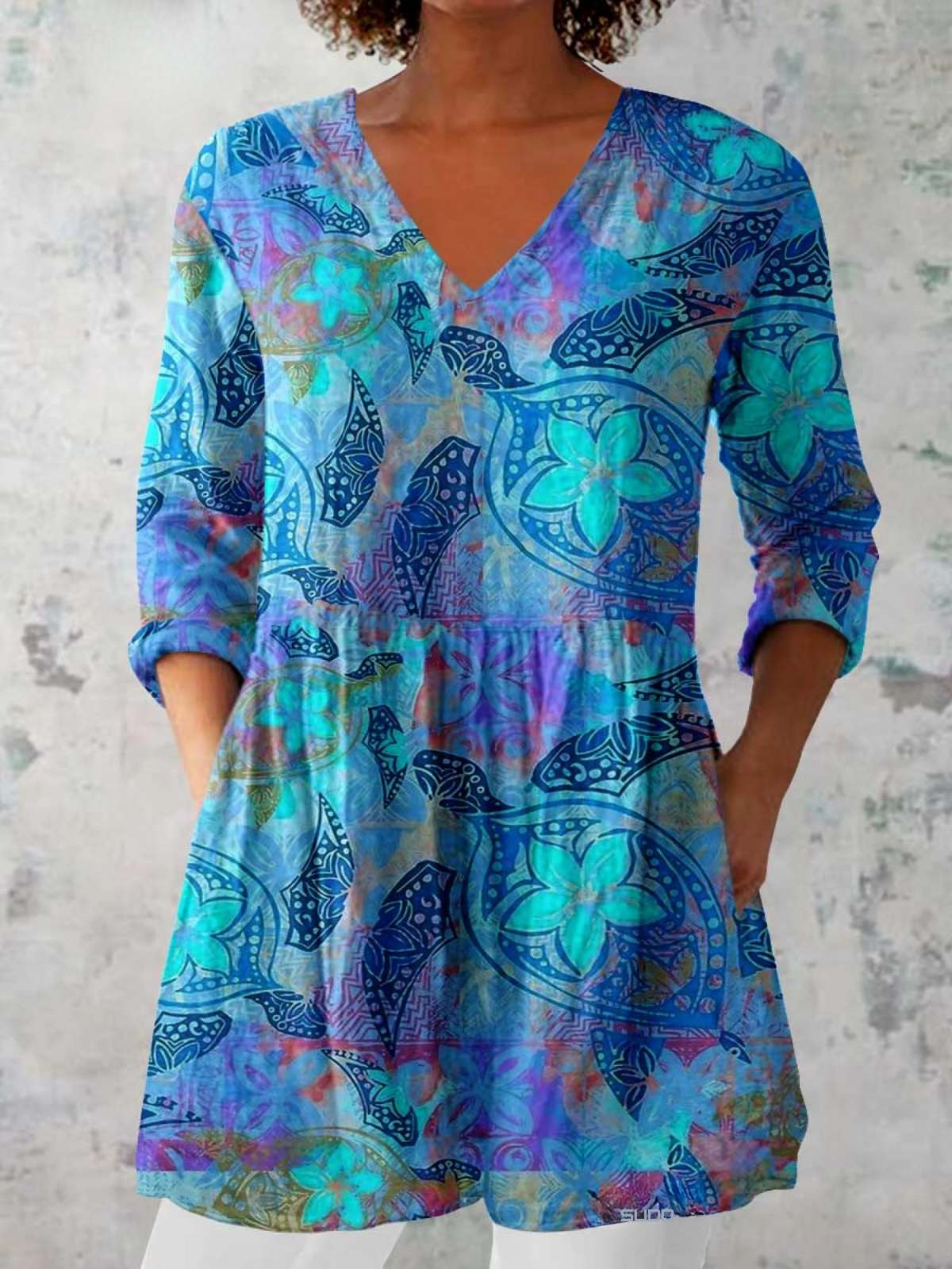 Lilia | Blouse longue avec décolleté en V